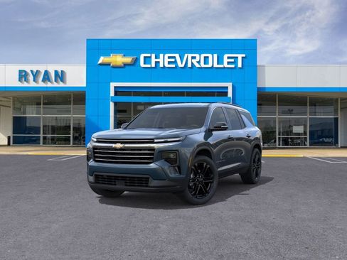 New 2026 Chevrolet Traverse LT image 8