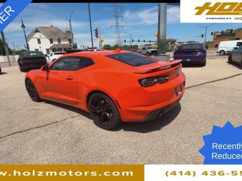 Used 2019 Chevrolet Camaro SS RWD image 7