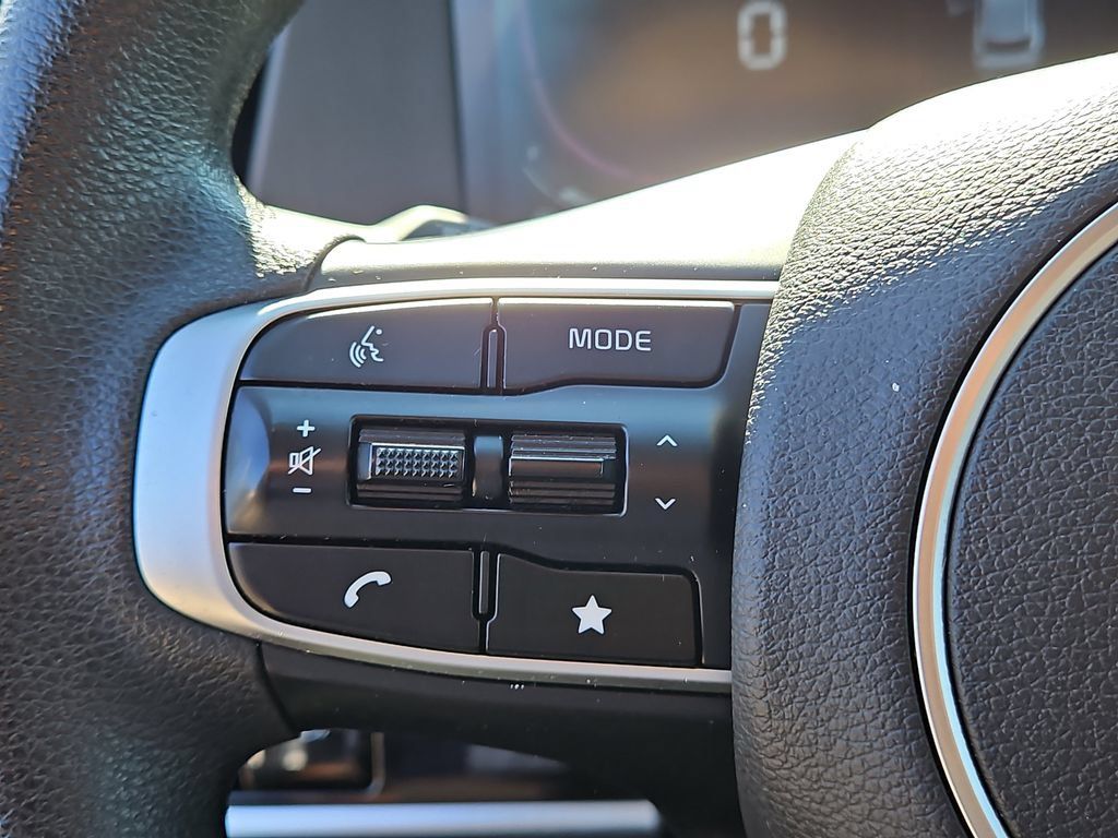 Used 2024 Kia Sportage LX FWD image 21