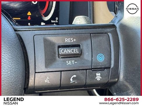 Used 2023 Nissan Rogue Platinum w/ Platinum Premium Package image 20