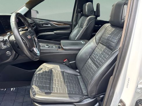 Used 2023 Cadillac Escalade Sport Platinum AWD/4WD image 10