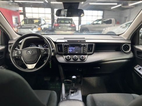 Used 2018 Toyota RAV4 LE w/ All Weather Liner Package AWD/4WD image 6