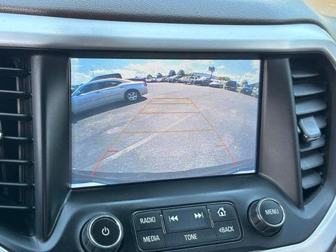 Used 2019 GMC Acadia SLT w/ LPO, Cargo Package FWD image 22