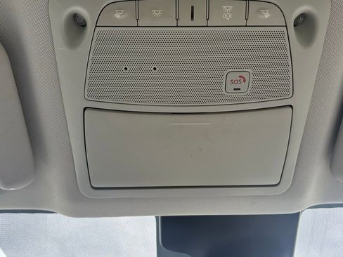 Used 2020 Nissan Rogue Sport SL image 28