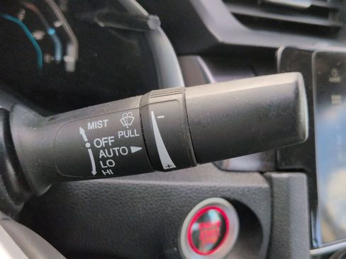 Used 2018 Honda Civic Touring image 24