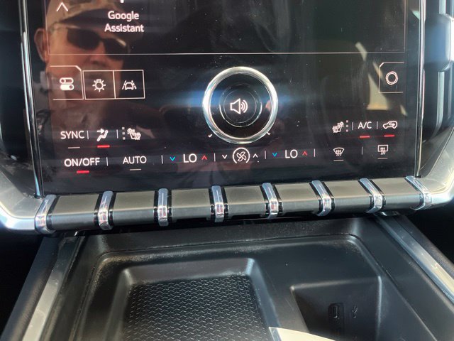Used 2026 GMC Acadia Elevation FWD image 17