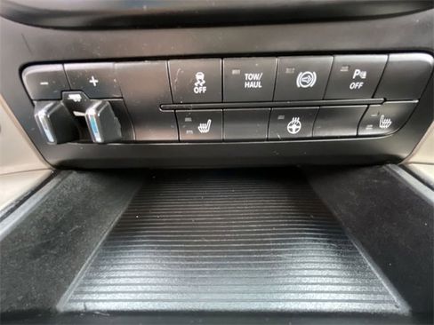 Used 2014 RAM 2500 Big Horn image 27