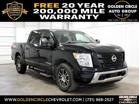 Used 2022 Nissan Titan SV w/ SV Convenience Package image 1
