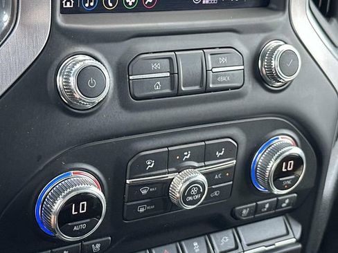 Used 2022 GMC Sierra 2500 SLT w/ SLT Convenience Package image 37