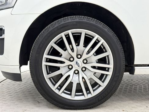 Used 2022 Ford Expedition Platinum AWD/4WD image 11