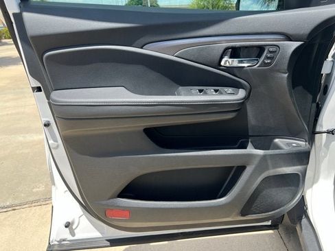 New 2026 Honda Ridgeline RTL image 15