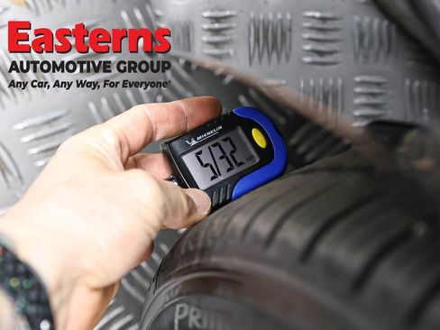 Used 2019 Tesla Model 3 Standard Range image 22