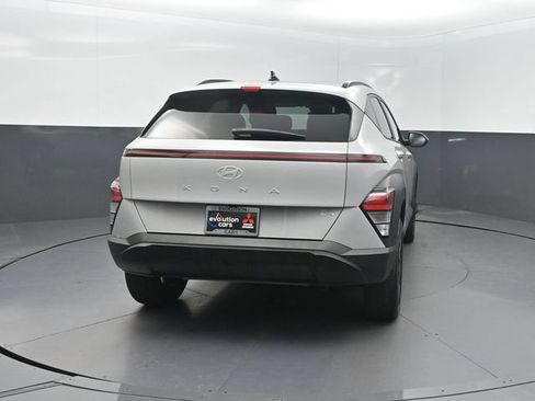 Used 2025 Hyundai Kona SEL AWD/4WD image 30