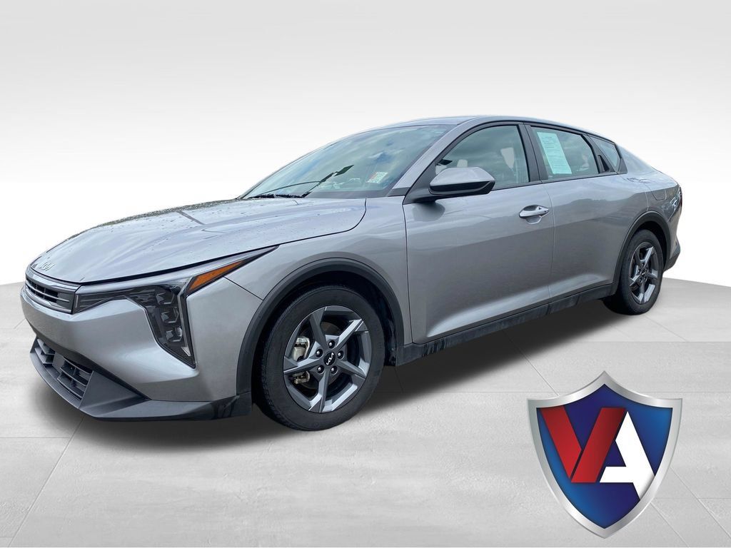 Used 2025 Kia K4 FWD 360° Tour