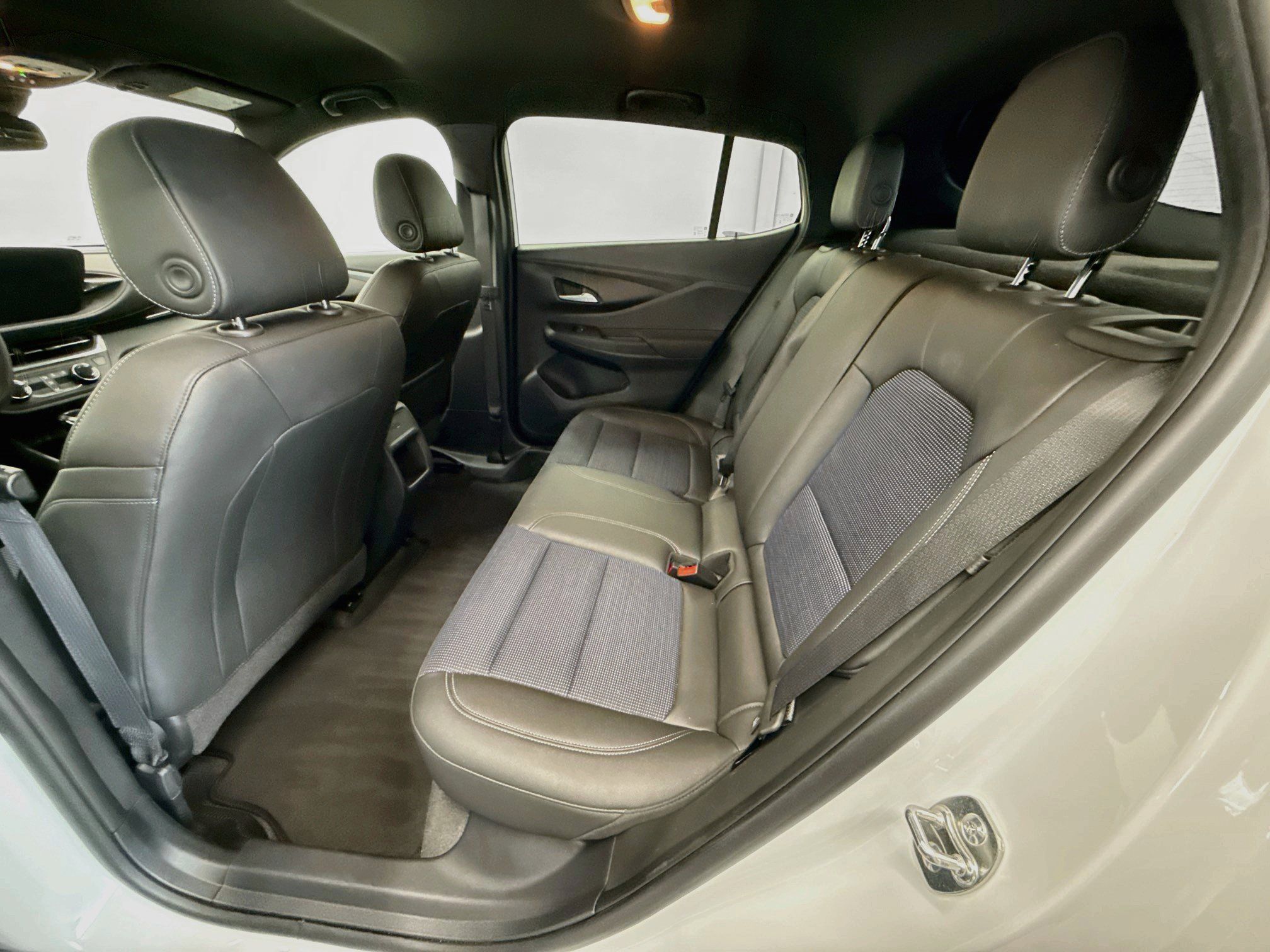 Used 2026 Buick Envista Preferred FWD image 25