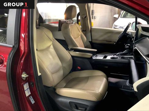 Certified 2022 Toyota Sienna Limited image 8