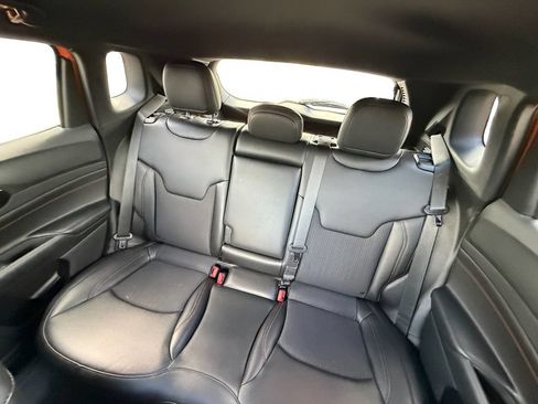 Used 2026 Jeep Compass Trailhawk AWD/4WD image 25