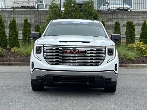 Used 2025 GMC Sierra 1500 Pro w/ Convenience Package RWD image 3
