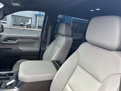 Used 2023 Chevrolet Silverado 1500 RST w/ Convenience Package II image 45