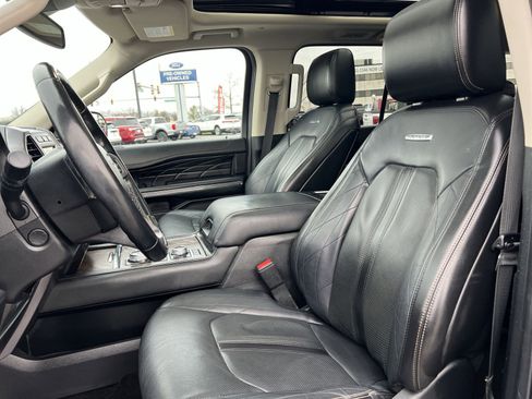 Used 2020 Ford Expedition Platinum image 13