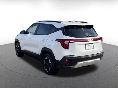 Used 2025 Kia Seltos S image 10