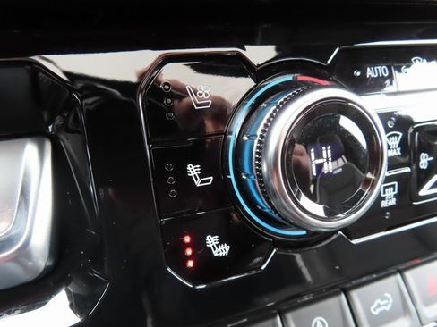 Certified 2024 GMC Sierra 1500 AT4X image 29