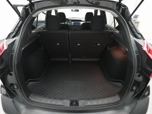 Used 2018 Nissan Kicks SV image 10