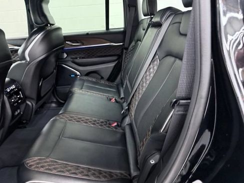 Used 2022 Jeep Grand Cherokee Summit w/ Luxury Tech Group V AWD/4WD image 25