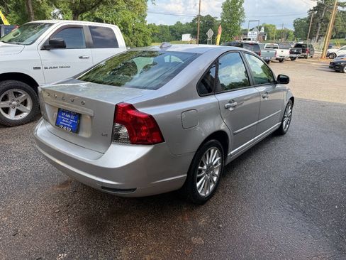 Used 2009 Volvo S40 2.4i FWD image 4