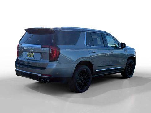 New 2026 GMC Yukon Denali w/ Sun & Power Step Package image 5