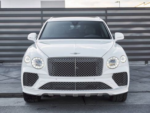 Used 2022 Bentley Bentayga image 13