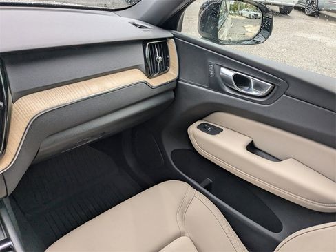 New 2026 Volvo XC60 B5 Plus w/ Climate Package image 17