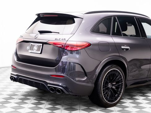 Certified 2024 Mercedes-Benz GLC 43 AMG 4MATIC image 32