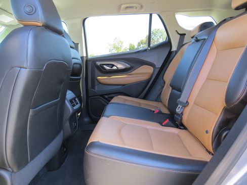 Used 2018 GMC Terrain SLT w/ Preferred Package image 16