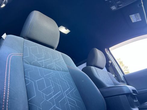 Used 2017 Toyota Tacoma TRD Off-Road w/ Tow Package image 17