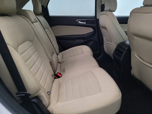 Used 2019 Ford Edge SEL image 19