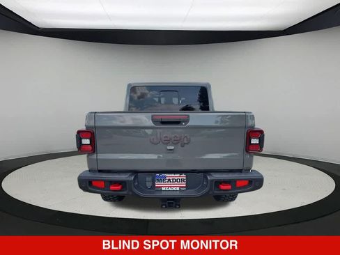 Used 2021 Jeep Gladiator Rubicon AWD/4WD image 5