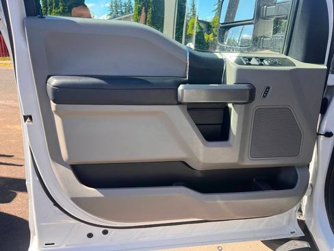 Used 2021 Ford F550 4x4 Crew Cab Super Duty image 11