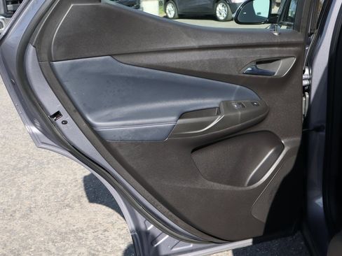 Used 2022 Chevrolet Bolt EUV Premier image 37