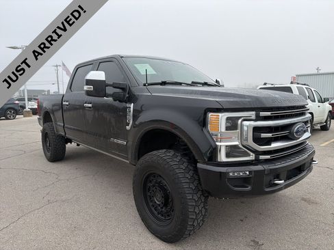 Used 2022 Ford F350 Platinum image 3