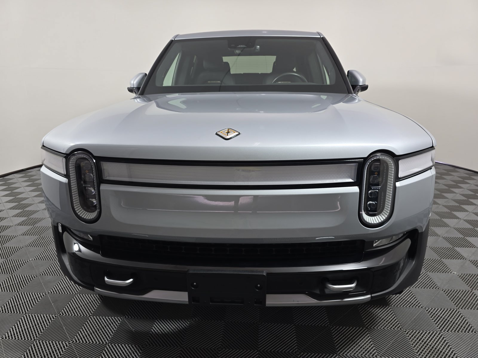 Used 2022 Rivian R1T Adventure AWD/4WD image 8