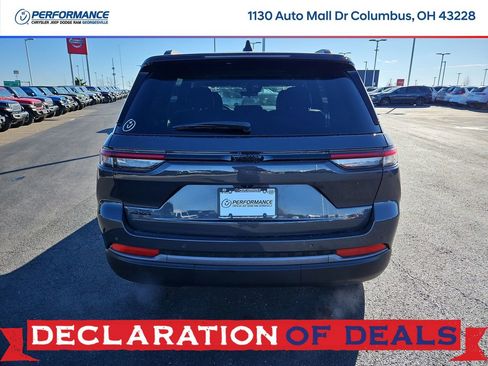 New 2026 Jeep Grand Cherokee Laredo image 6