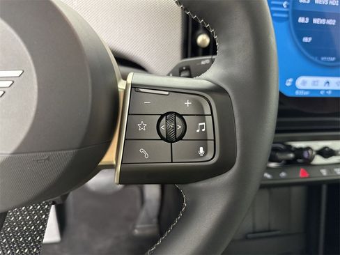 Used 2025 MINI Cooper S image 37