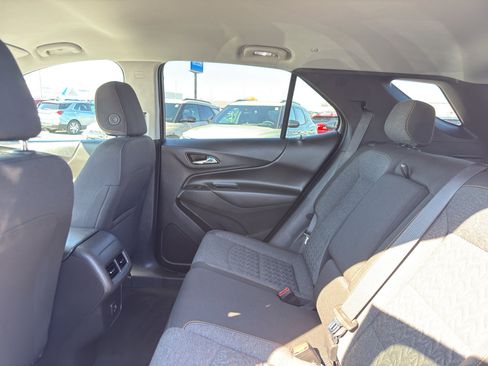 Used 2024 Chevrolet Equinox LT w/ LPO, Floor Liner Package AWD/4WD image 38
