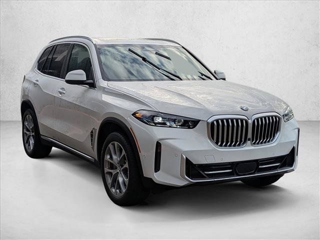Used 2026 BMW X5 xDrive40i w/ Premium Package AWD/4WD image 6