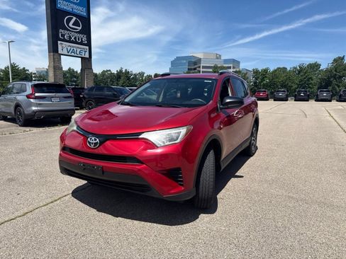 Used 2016 Toyota RAV4 LE FWD image 15