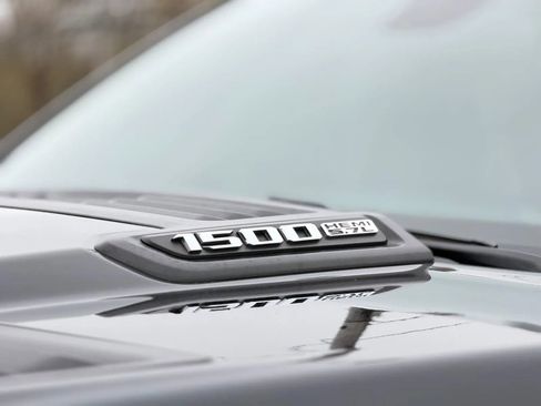 Used 2019 RAM 1500 Laramie image 2