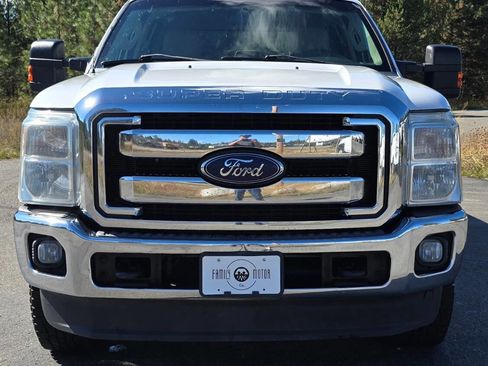 Used 2015 Ford F250 XLT w/ XLT Value Package image 3