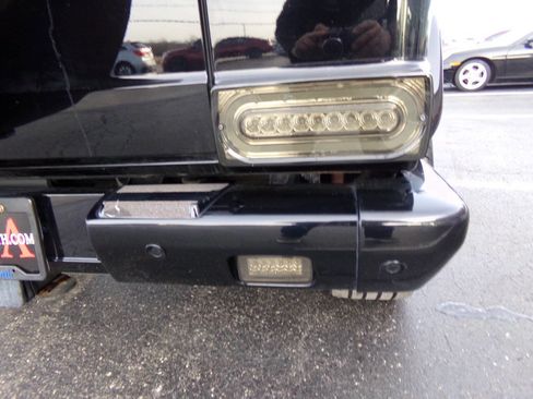 Used 2013 Mercedes-Benz G 63 AMG 4MATIC image 72