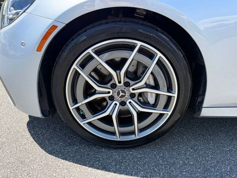 Used 2021 Mercedes-Benz E 350 4MATIC Sedan image 9